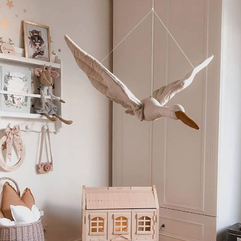 Baby Nursery Pillow - ของตกแต่งห้องเด็กผู้หญิงแบบใหม่ ตุ๊กตาหงส์แขวนผนังสุดสร้างสรรค์ ของตกแต่งห้องนอนเด็ก ผ้าห่มนุ่มสบาย